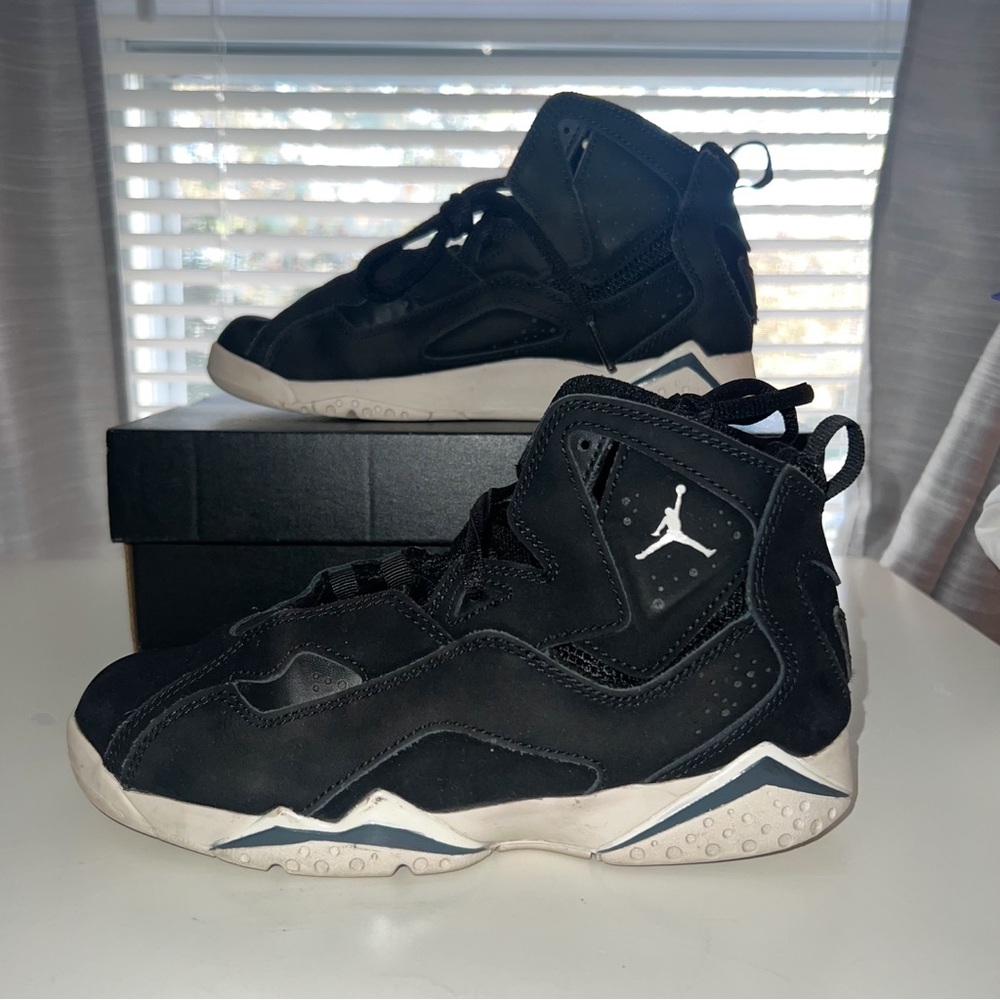 Jordan True Flight ‘Black Anthracite Phantom’, Size 2Y